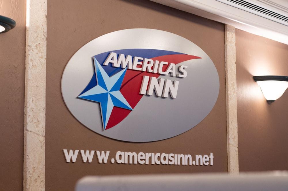 America'S Inn Houston Exterior foto